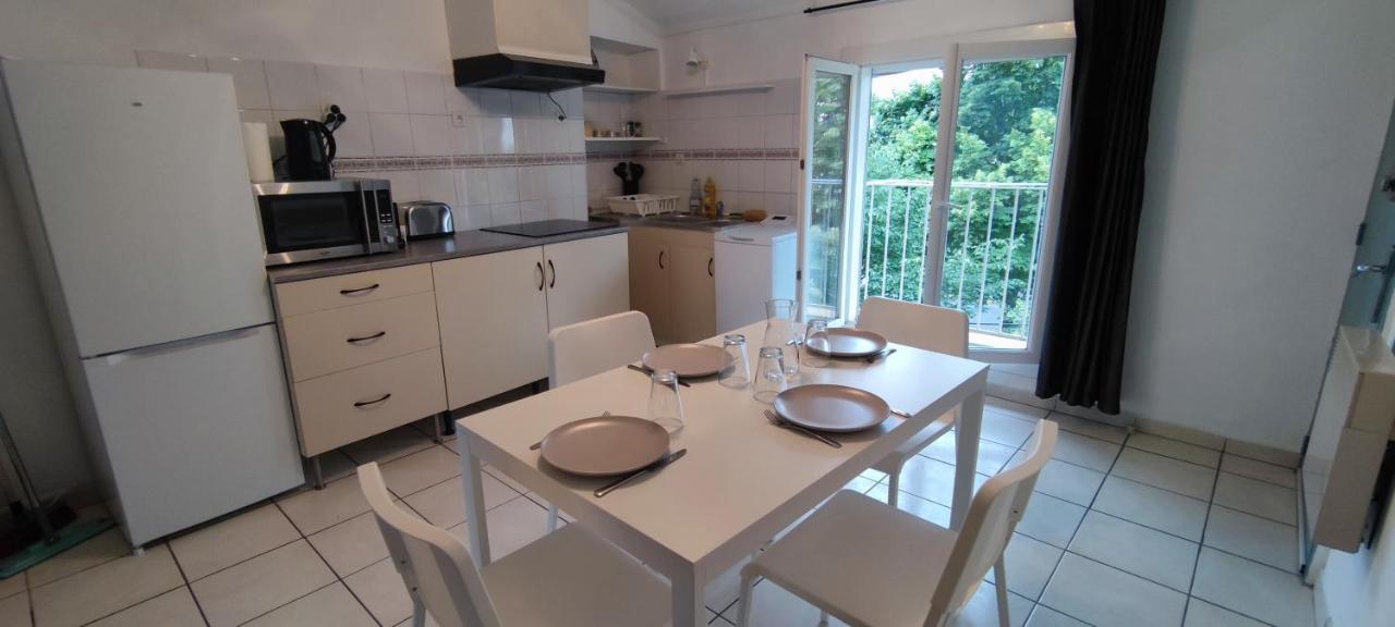 Appartement 45 M² Proche Du Centre Ville Люнель Екстер'єр фото
