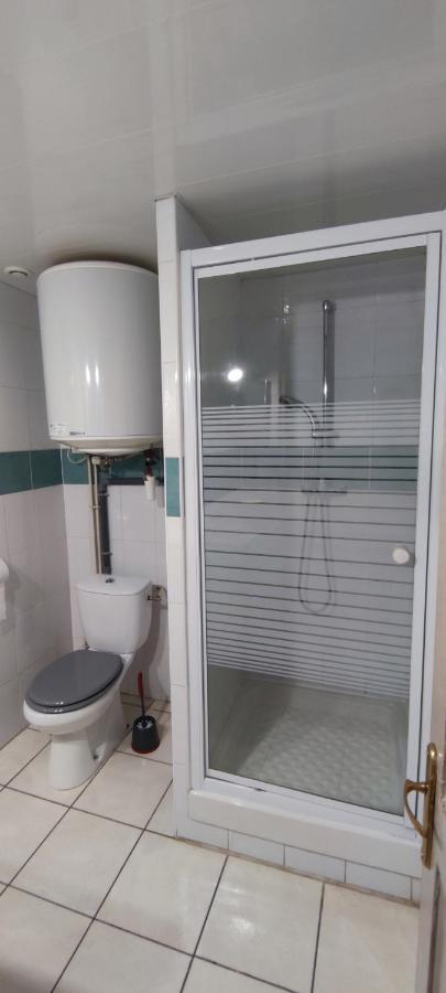 Appartement 45 M² Proche Du Centre Ville Люнель Екстер'єр фото